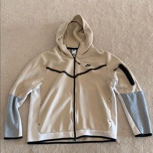 Nike Tech Fleece Hoodie